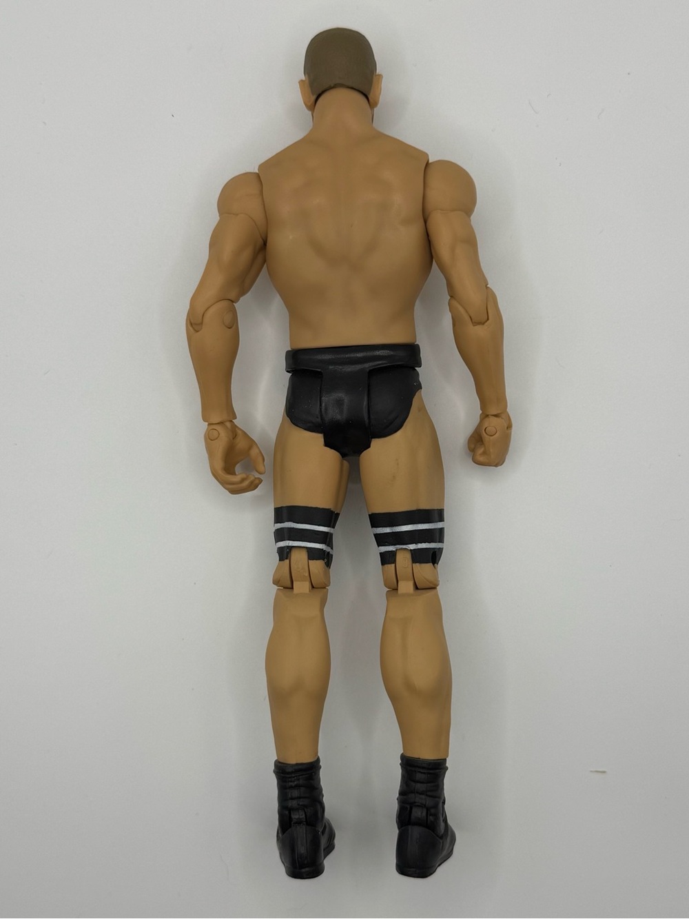 2014 WWE Mattel Basic Series 41 #39 Cesaro - Picture 2 of 2